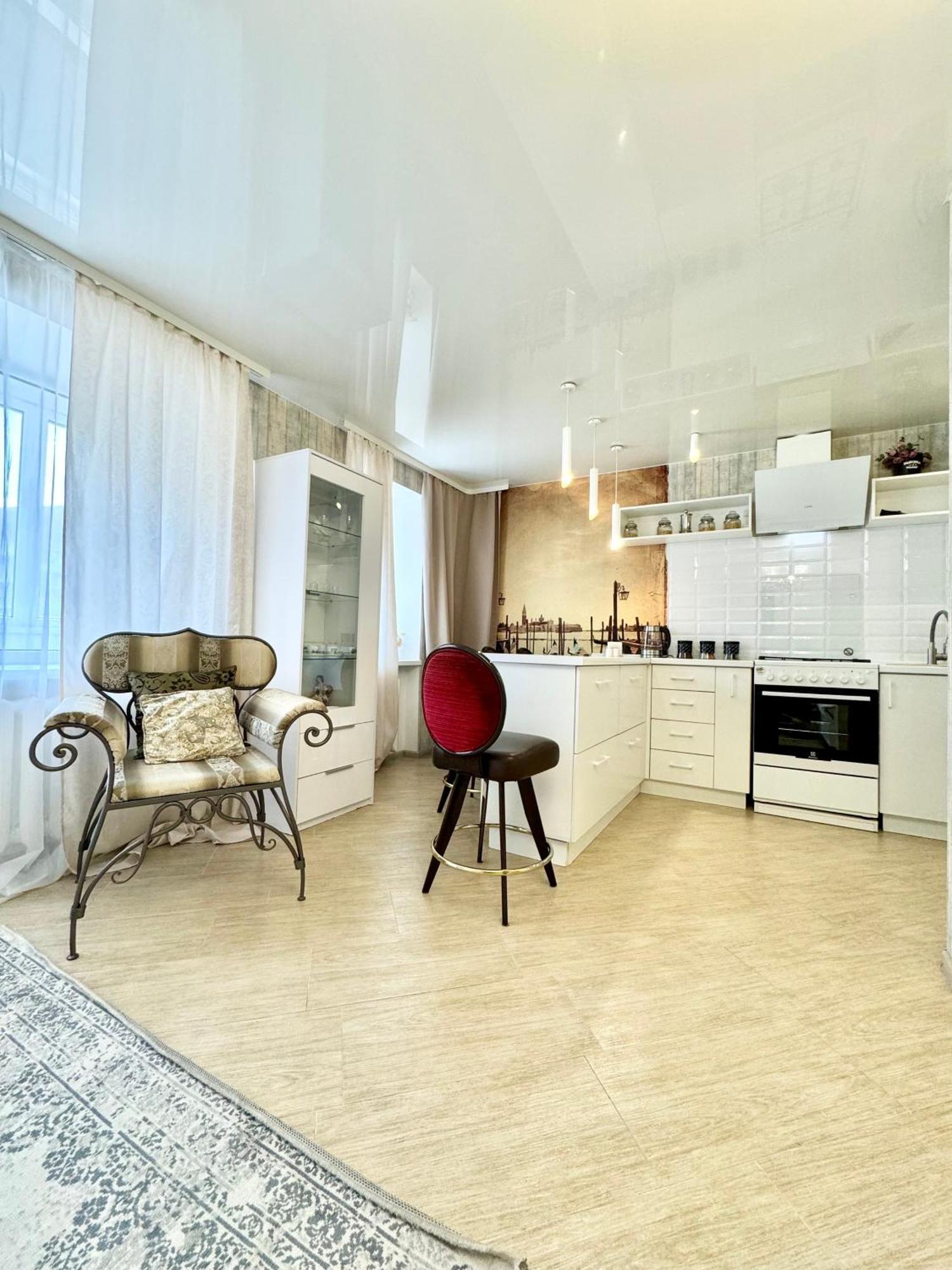 Apartpoltava Смак Італії У Самому Центрі Полтави , Білосніжна Студія В Новобудові, Банківський Чек Exteriör bild
